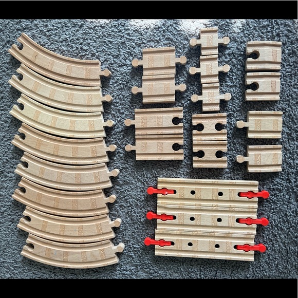 Thomas the Train Lot - Picture 4 of 11